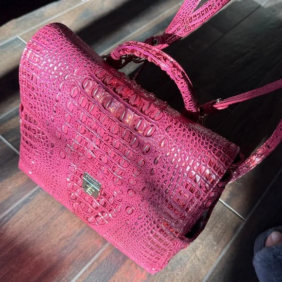 NWOT BRAHMIN LIZ BACKPACK in red dragon - Picture 4 of 11